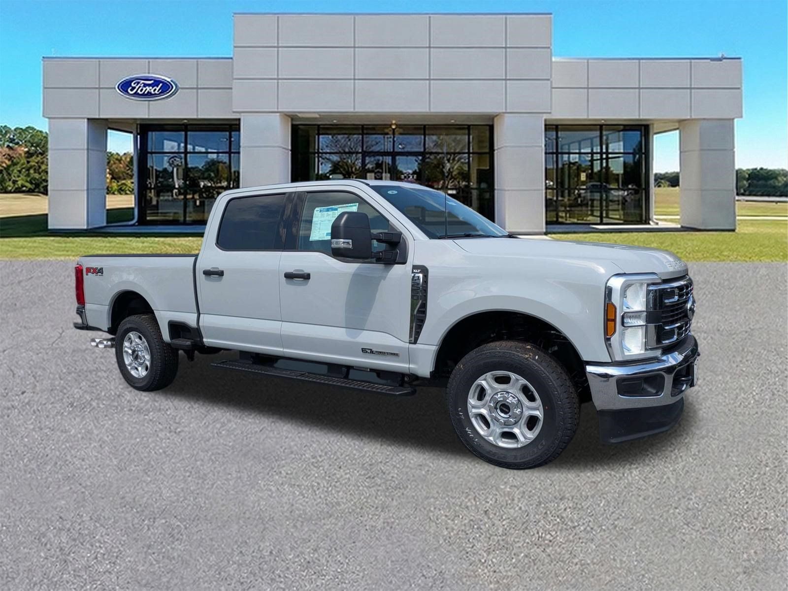 New 2026 Ford F250 XLT w/ FX4 Off-Road Package AWD/4WD image 1