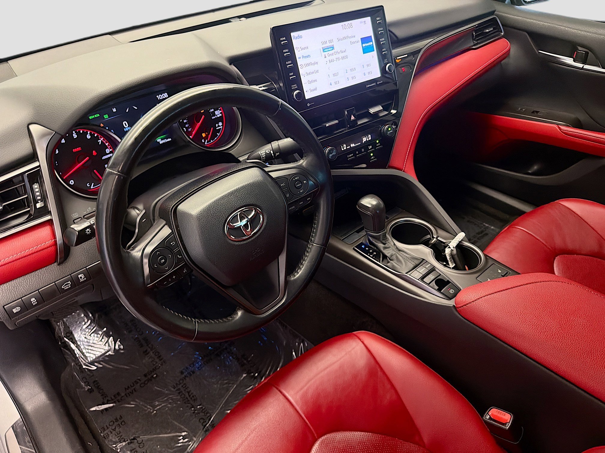 Used 2021 Toyota Camry XSE image 7