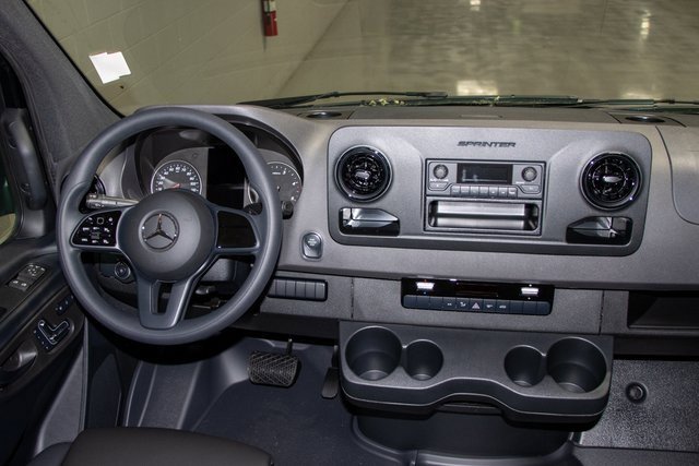 Used 2024 Mercedes-Benz Sprinter 144 Cargo image 5