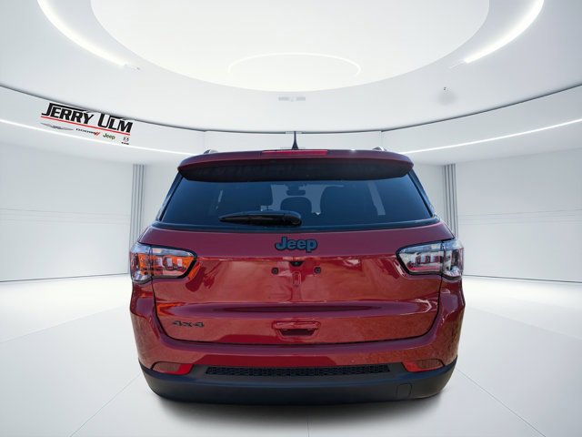 New 2026 Jeep Compass Latitude w/ Sun and Sound Group image 34