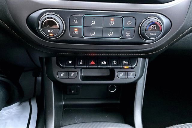 Used 2022 GMC Canyon AT4 w/ Trailering Package image 16