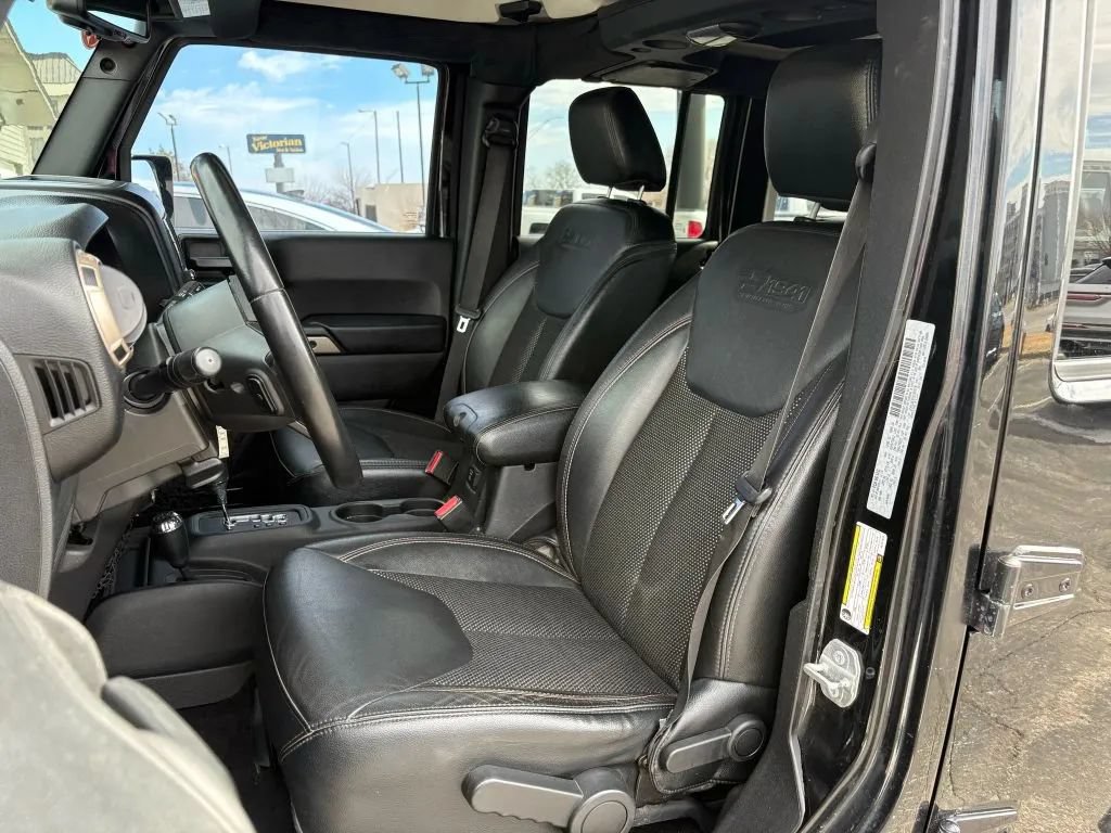 Used 2017 Jeep Wrangler Unlimited Sahara AWD/4WD image 20