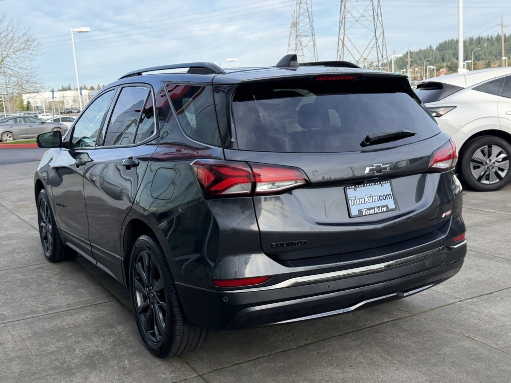 Used 2022 Chevrolet Equinox RS w/ RS Leather Package image 5