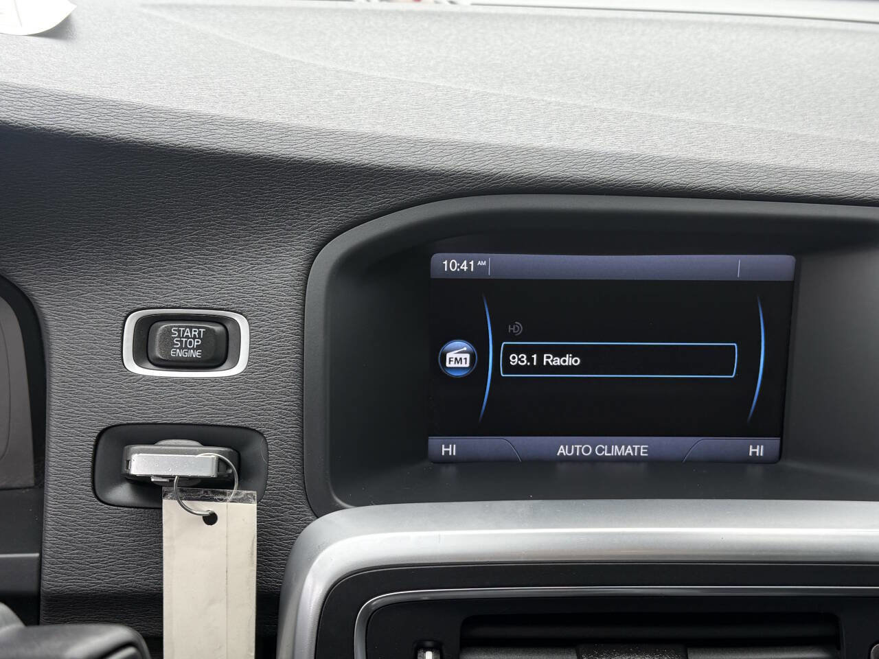 Used 2012 Volvo S60 T6 R-Design image 10