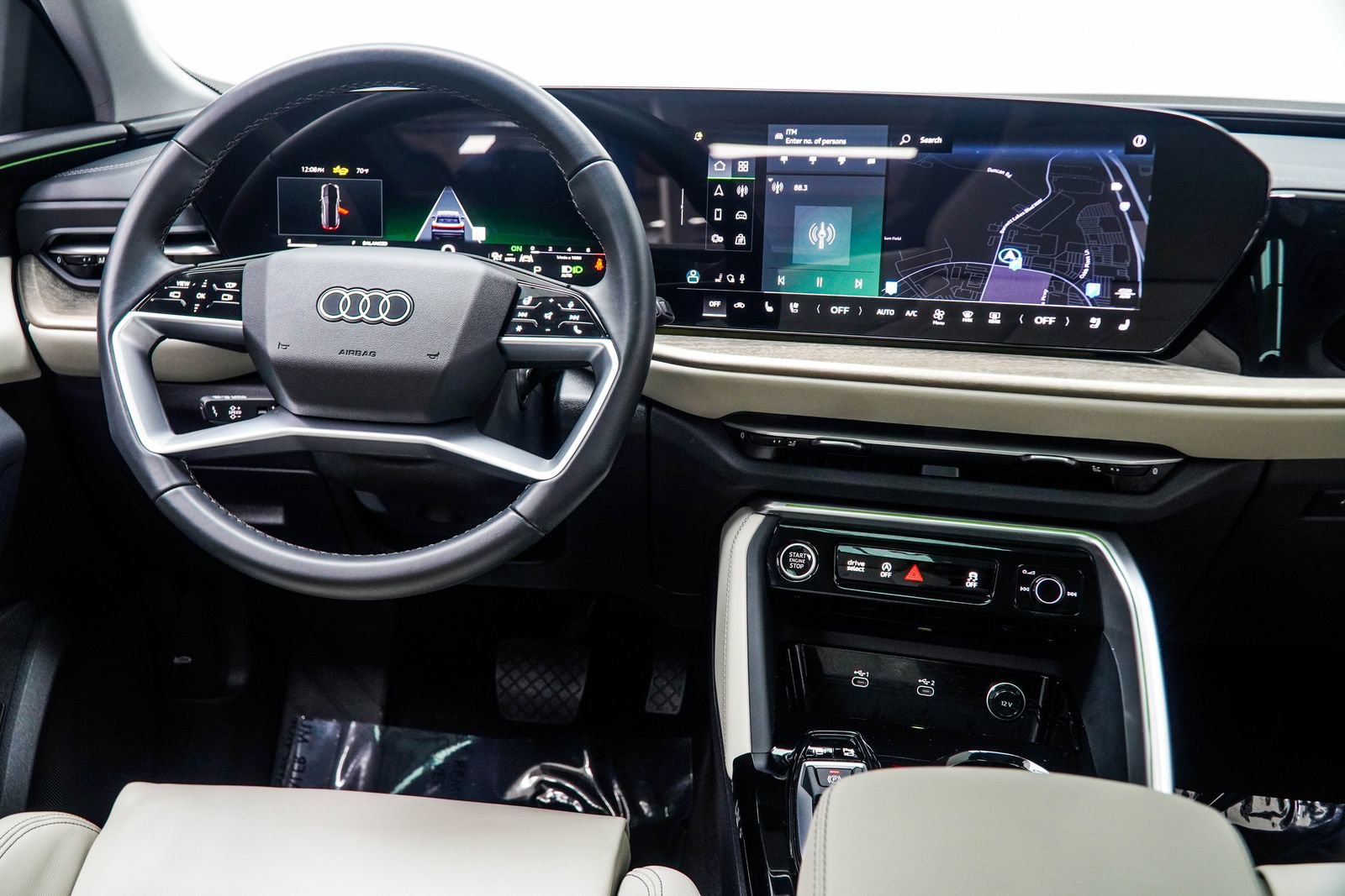 Used 2025 Audi Q5 Premium Plus w/ Premium Plus AWD/4WD image 18