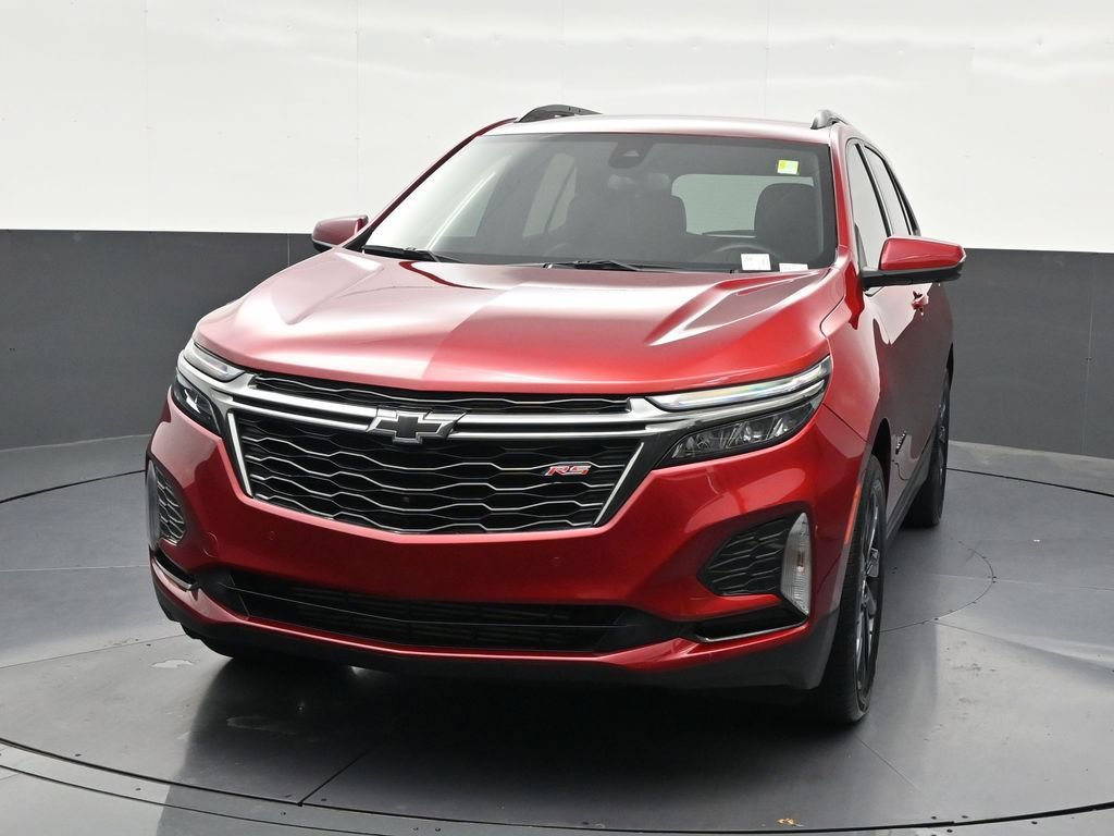 Used 2023 Chevrolet Equinox RS w/ RS Leather Package FWD image 9