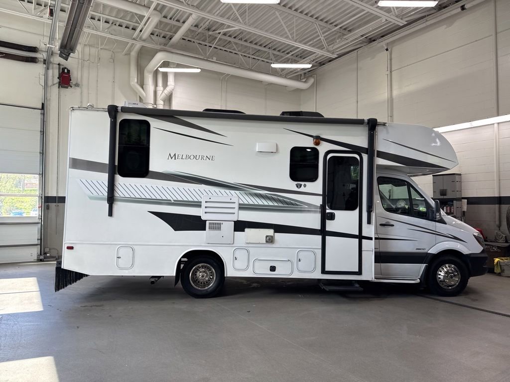 Used 2016 Mercedes-Benz Sprinter 3500 image 6