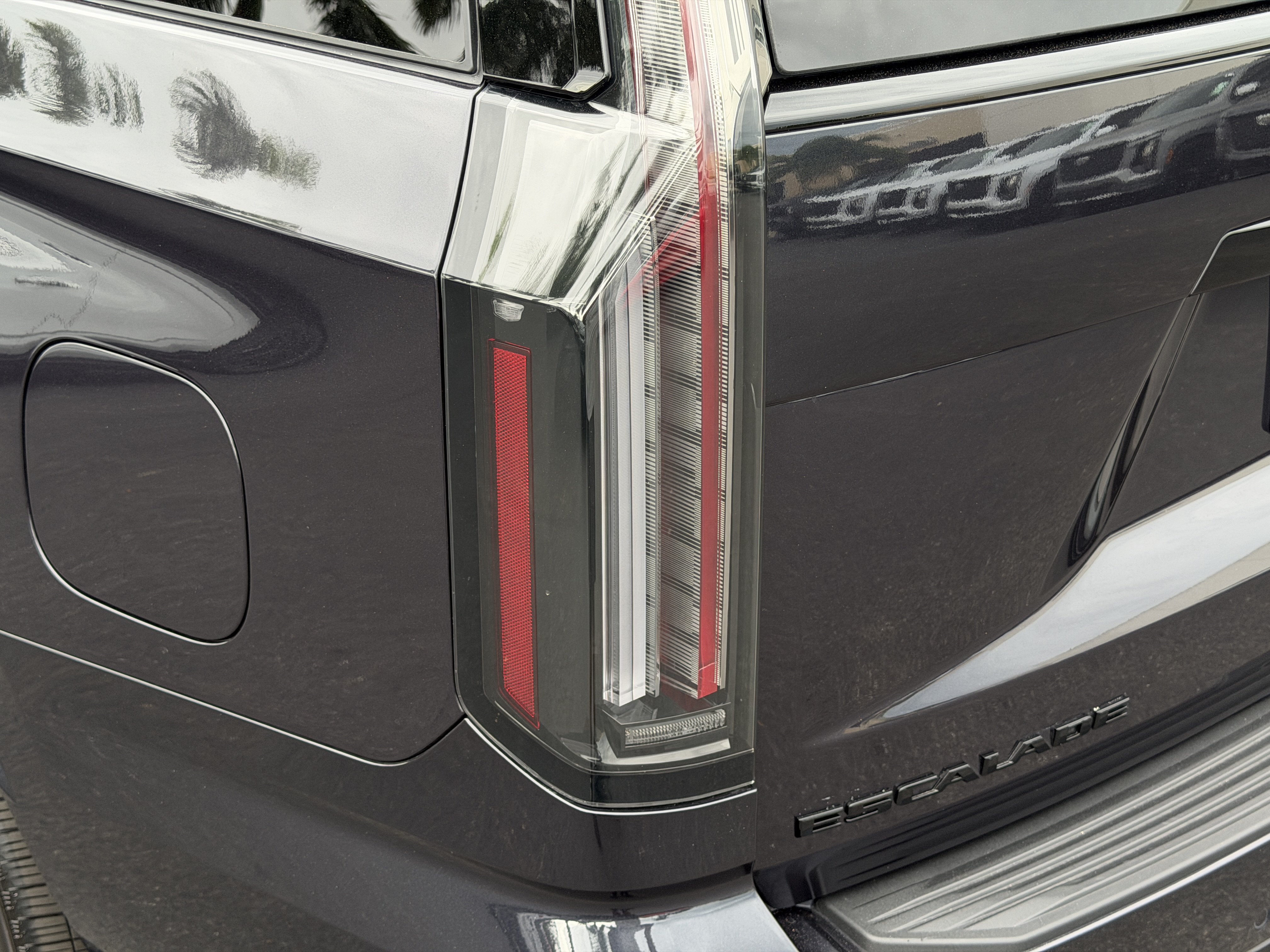 Certified 2026 Cadillac Escalade Platinum Sport AWD/4WD image 10