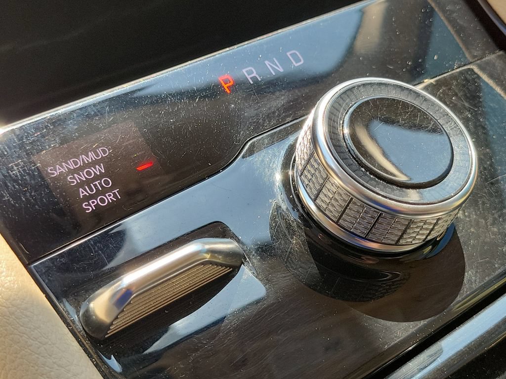 Used 2022 Jeep Grand Cherokee Limited AWD/4WD image 25
