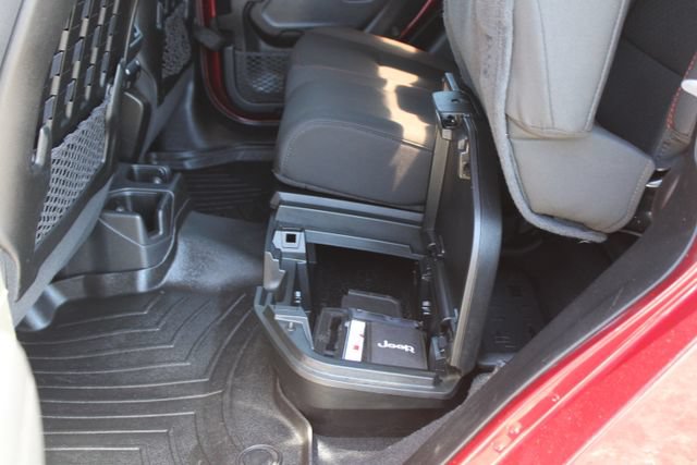 Used 2021 Jeep Gladiator Rubicon AWD/4WD image 49