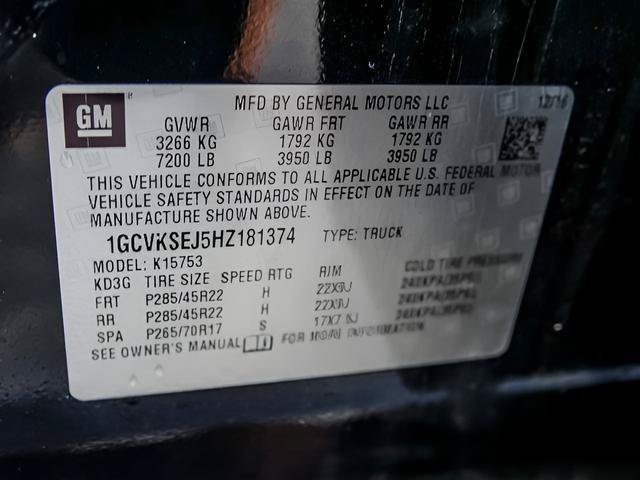 Used 2017 Chevrolet Silverado 1500 LTZ Z71 w/ LTZ Plus Package AWD/4WD image 27