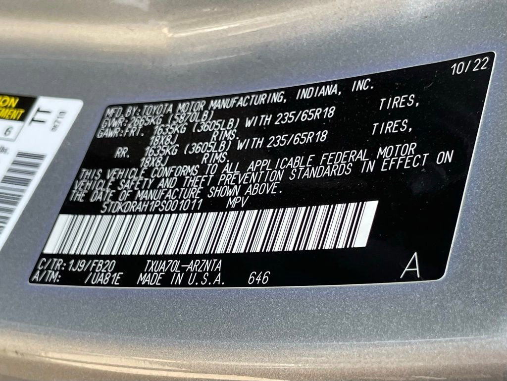 Used 2023 Toyota Highlander LE image 34