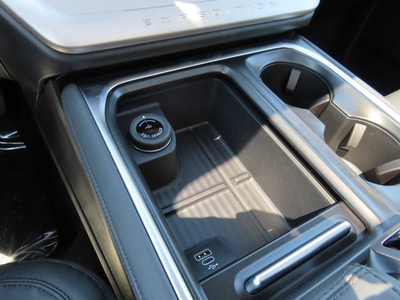 New 2026 Ford Expedition Max Active AWD/4WD image 15