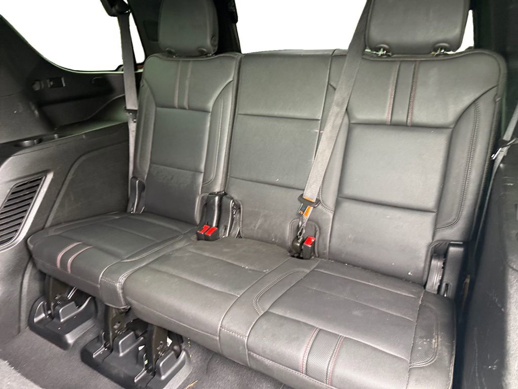 Used 2022 Chevrolet Tahoe RST w/ Luxury Package AWD/4WD image 24