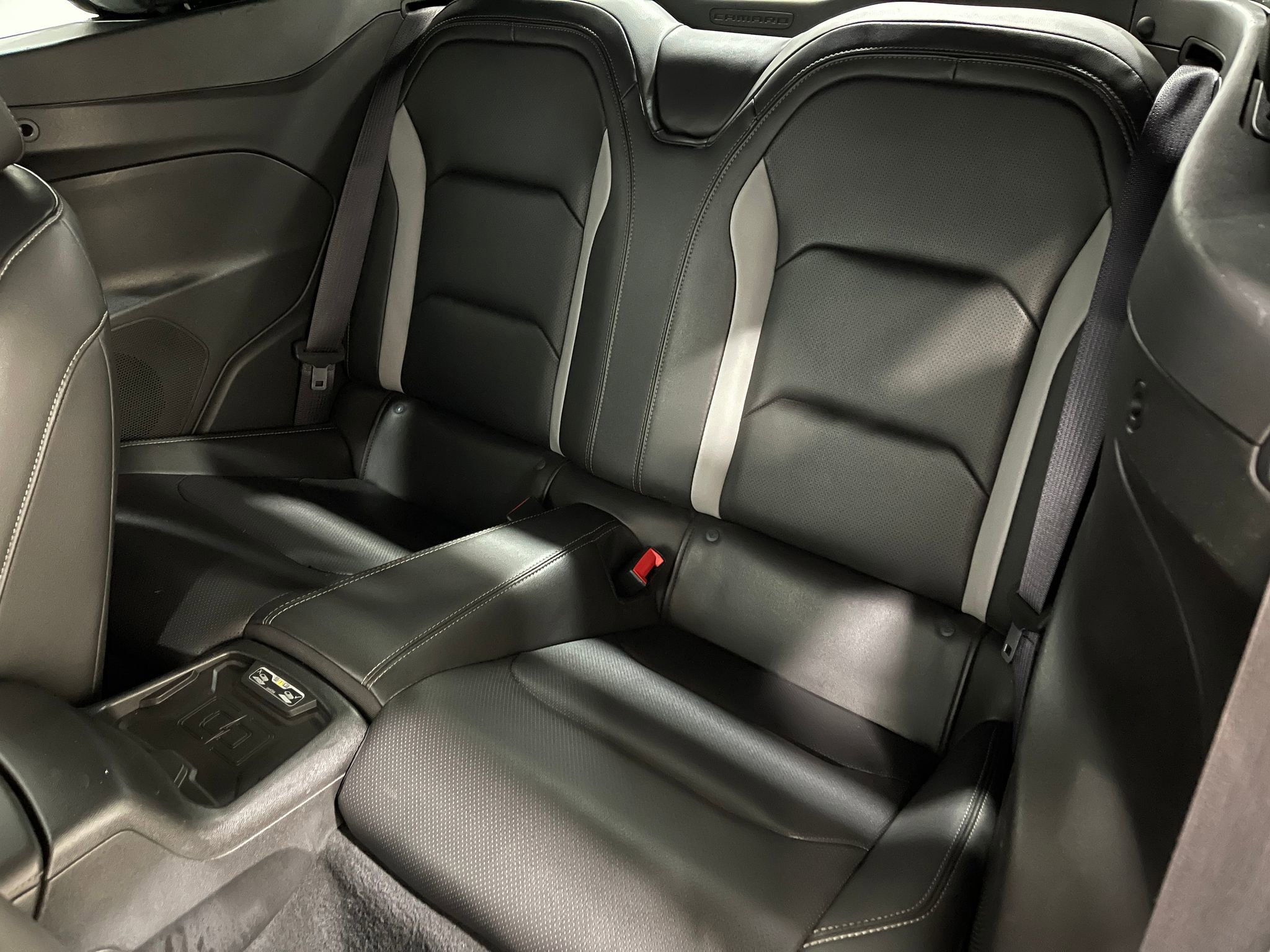 Used 2017 Chevrolet Camaro SS RWD image 29