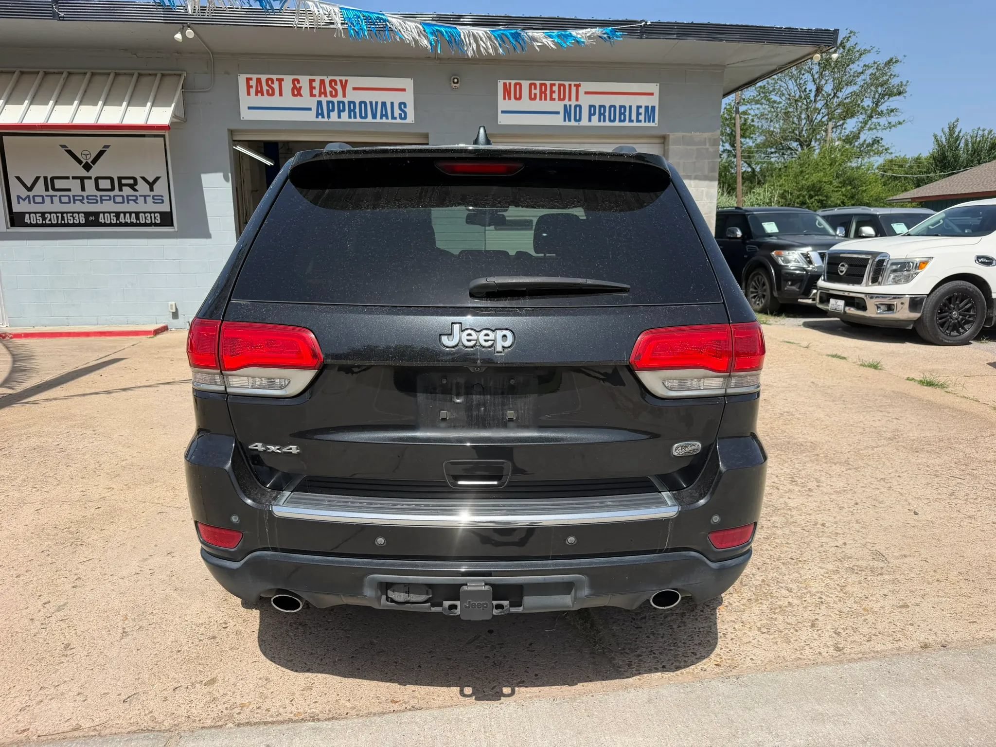 Used 2014 Jeep Grand Cherokee Overland AWD/4WD image 8