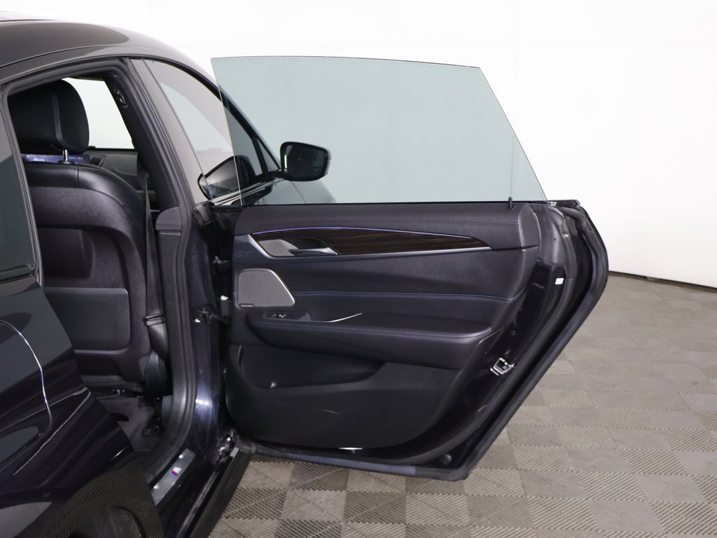 Used 2018 BMW 640i Gran Turismo xDrive image 25