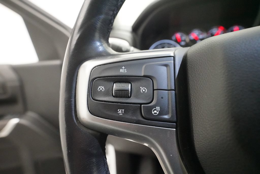 Used 2019 Chevrolet Silverado 1500 LTZ AWD/4WD image 16