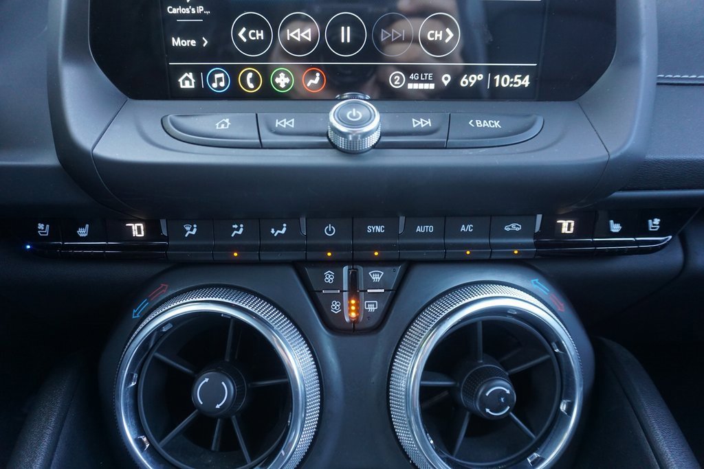 Used 2022 Chevrolet Camaro LT w/ Technology Package image 14