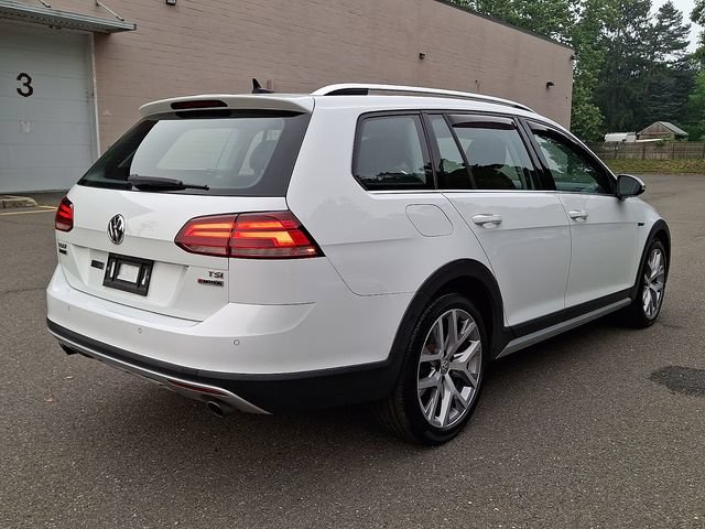 Used 2018 Volkswagen Golf Alltrack SEL AWD/4WD image 11