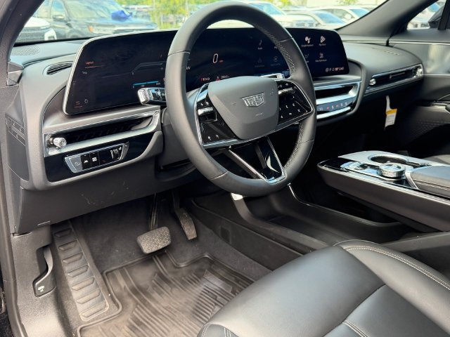 Used 2024 Cadillac Lyriq Tech w/ Driver Assist Package AWD/4WD image 11
