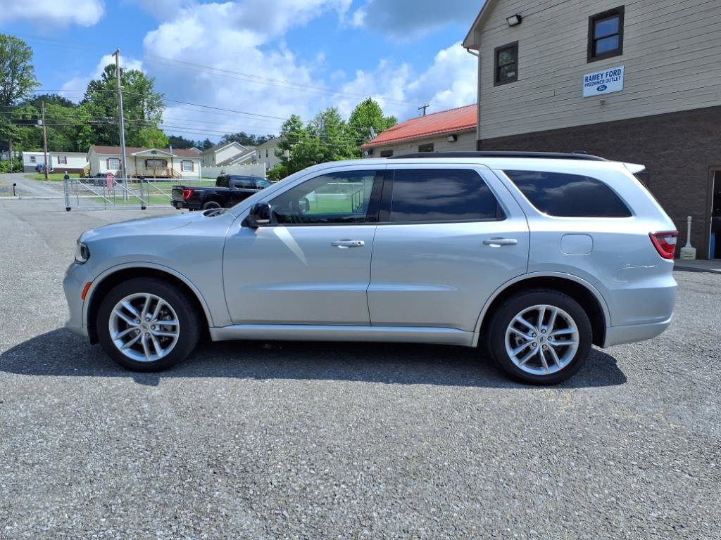 Used 2024 Dodge Durango GT AWD/4WD image 2