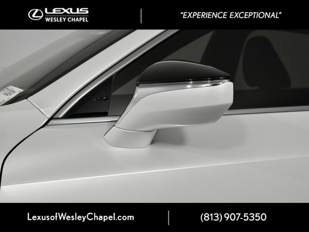 Used 2025 Lexus IS 300 w/ Comfort Package RWD image 12