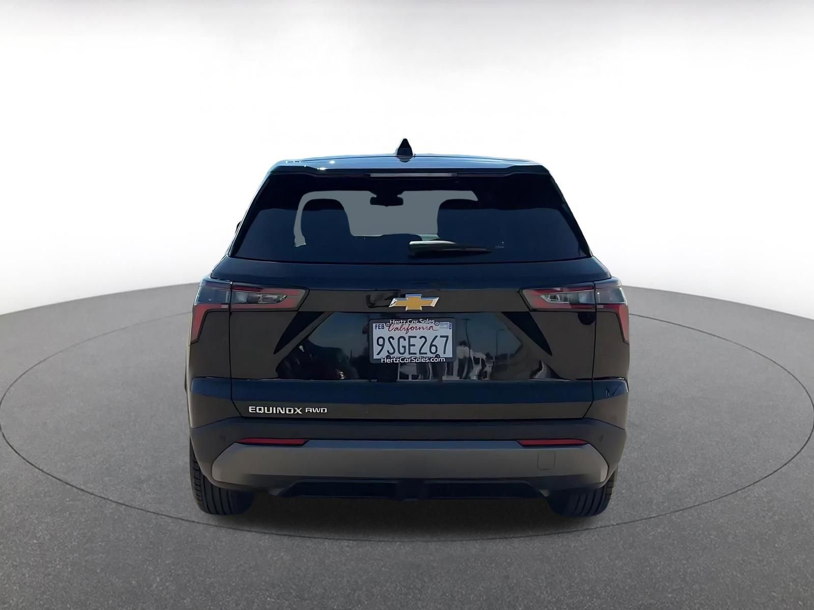 Used 2025 Chevrolet Equinox LT AWD/4WD image 12