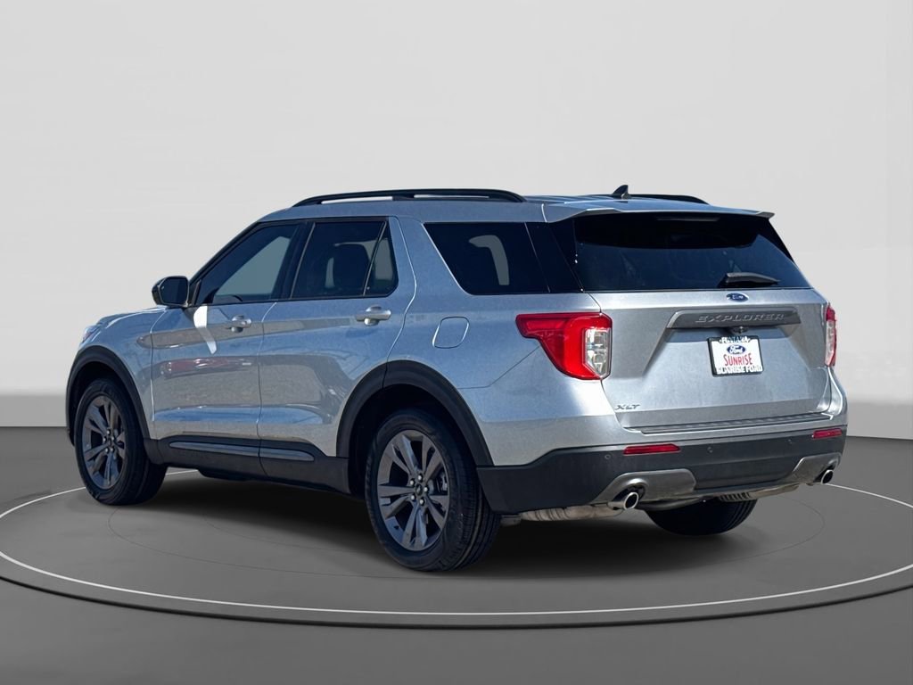 Certified 2023 Ford Explorer XLT w/ Equipment Group 202A image 6