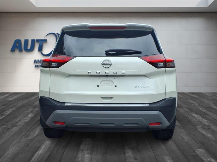 Used 2023 Nissan Rogue SV AWD/4WD image 6