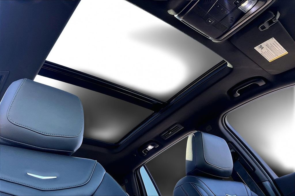 Certified 2023 Cadillac XT6 Sport w/ Technology Package image 17