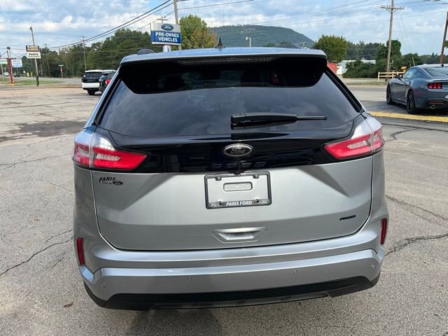 Used 2024 Ford Edge SE w/ Black Appearance Package image 11