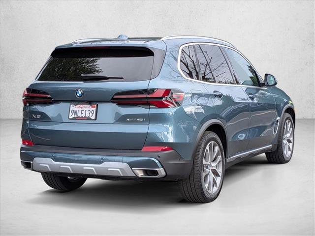 Used 2025 BMW X5 xDrive40i w/ Premium Package image 5
