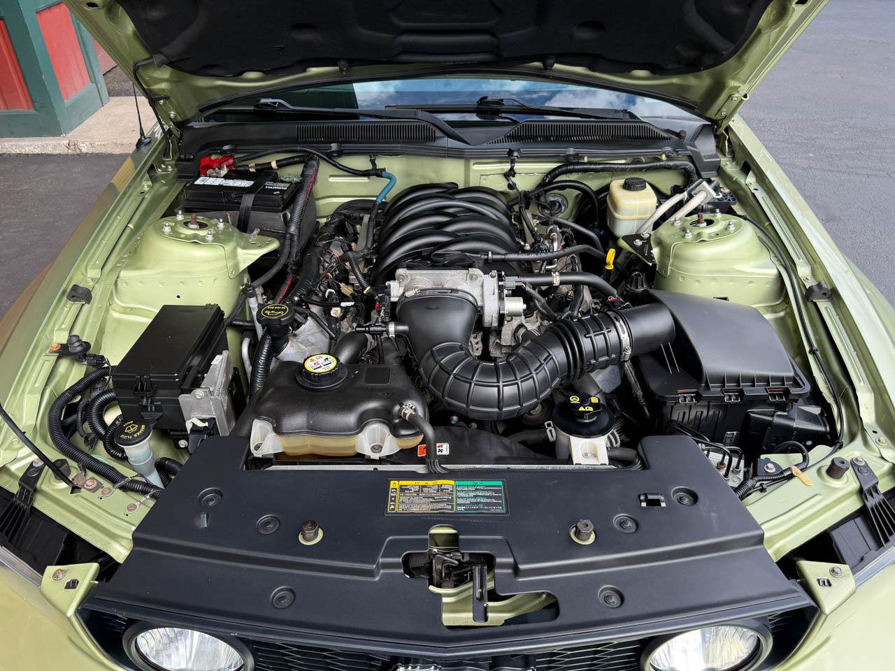 Used 2006 Ford Mustang GT Premium RWD image 27