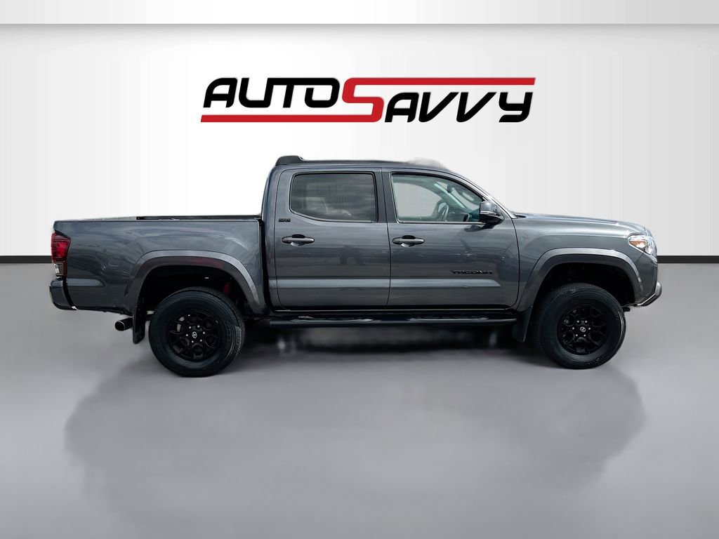 Used 2021 Toyota Tacoma SR5 w/ Technology Package image 8