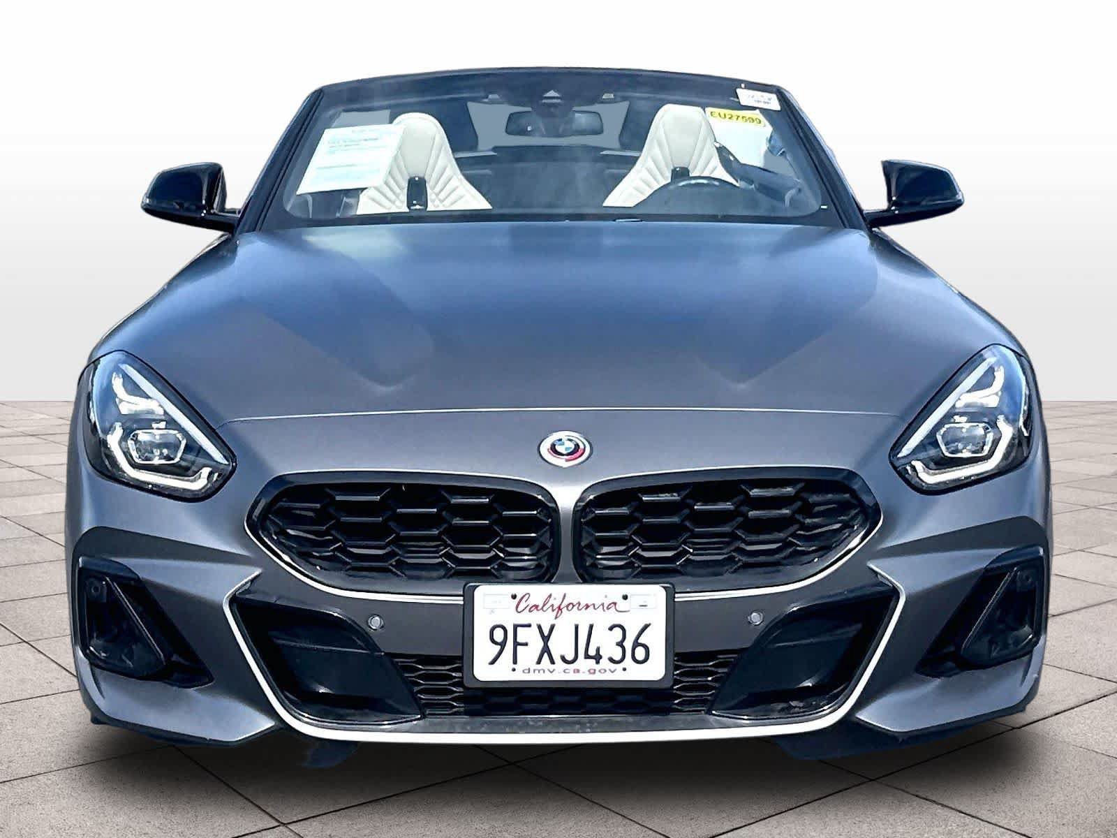 Used 2023 BMW Z4 M40i w/ Premium Package RWD image 2