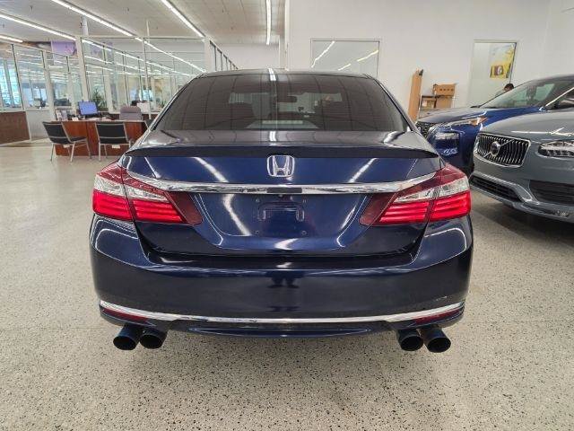 Used 2016 Honda Accord Sport image 5