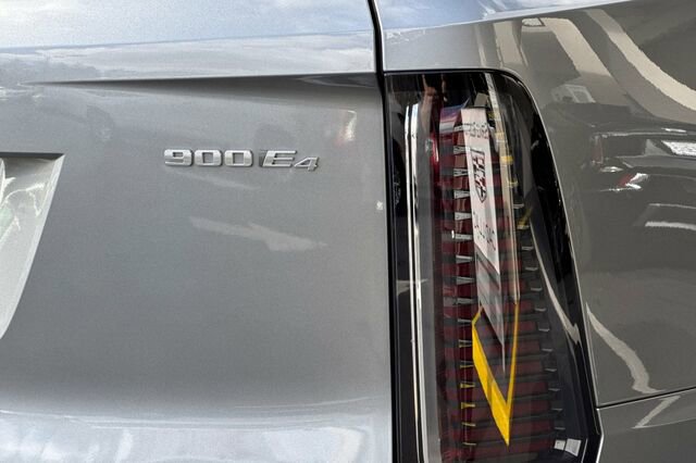 New 2026 Cadillac Vistiq Sport image 27