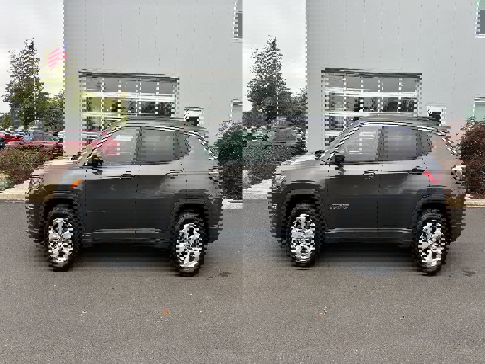 Certified 2019 Jeep Compass Latitude w/ Popular Equipment Group image 2