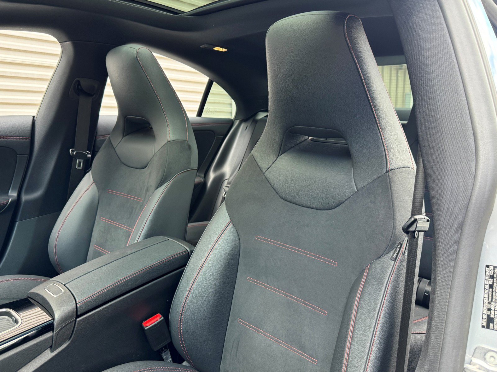 Used 2025 Mercedes-Benz CLA 250 image 42