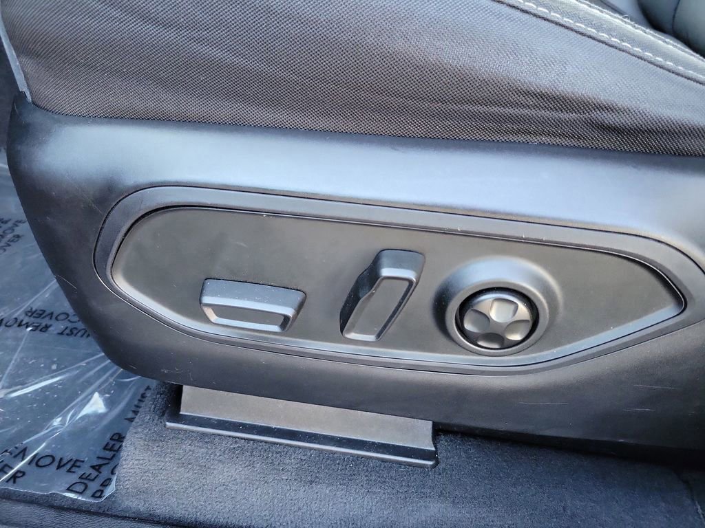 Used 2024 Jeep Grand Cherokee Laredo X w/ Trailer Tow Package image 22