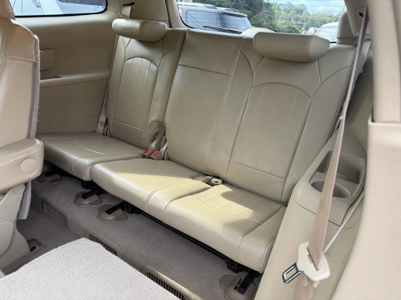 Used 2009 Buick Enclave CXL w/ Driver Confidence Package image 10