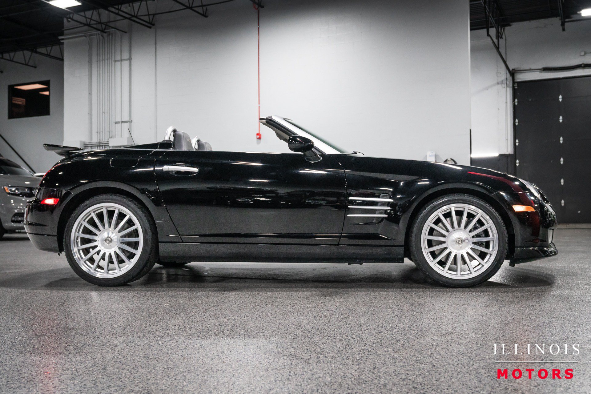 Used 2005 Chrysler Crossfire SRT-6 RWD image 6