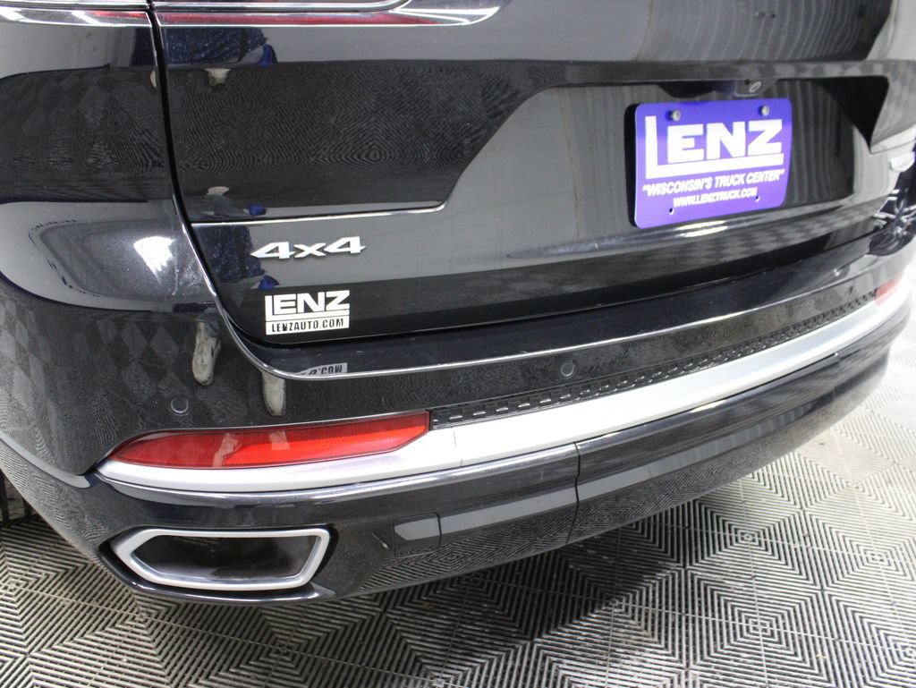 Used 2023 Jeep Grand Cherokee L Summit AWD/4WD image 56