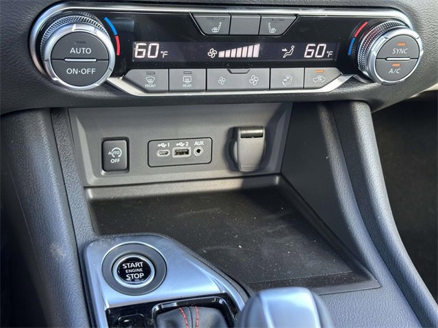 New 2025 Nissan Sentra SR w/ Midnight Edition image 22