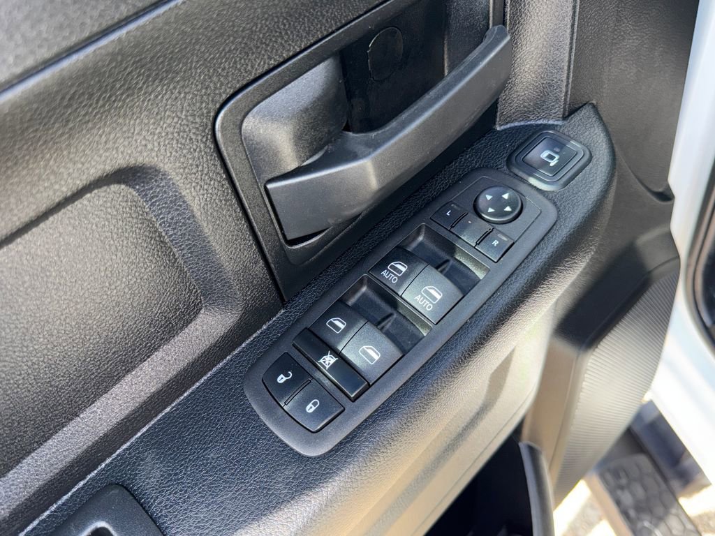 Used 2023 RAM 2500 Tradesman w/ Chrome Appearance Group image 14