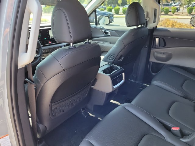 New 2027 Kia Carnival EX FWD image 19