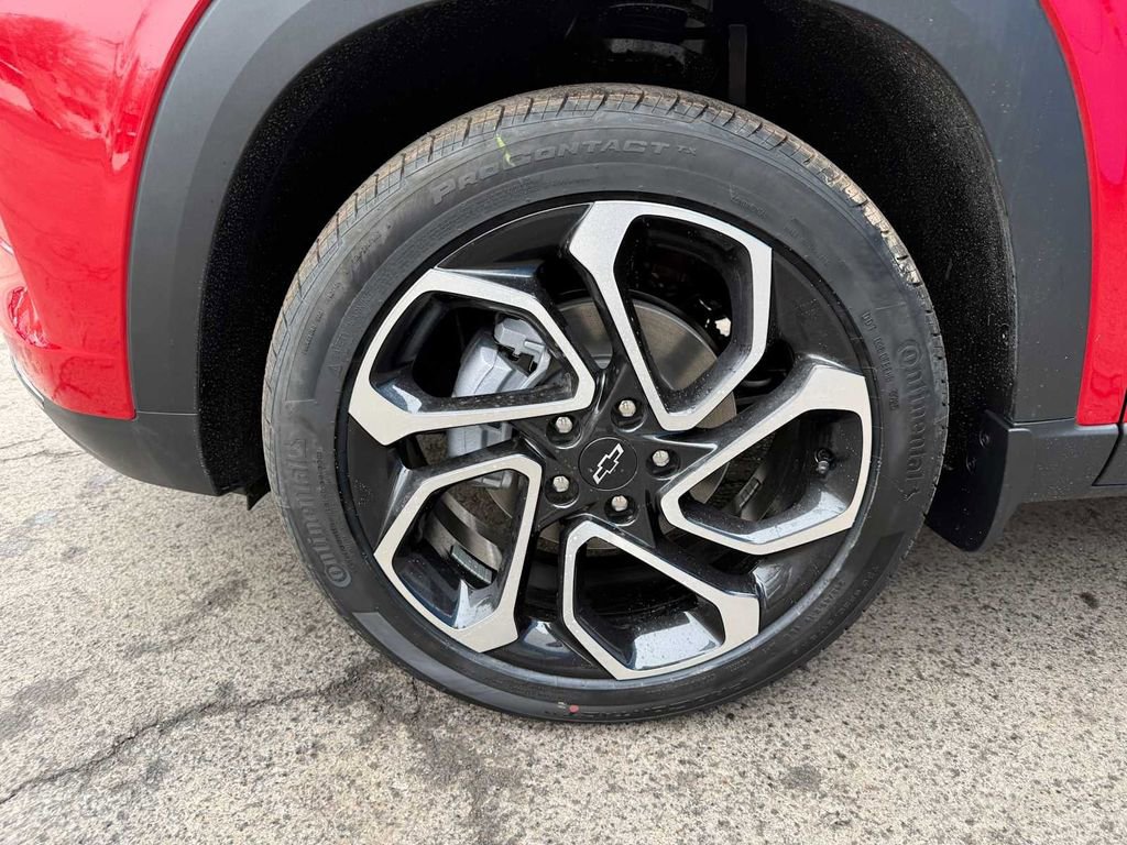 New 2026 Chevrolet Trax RS w/ Sunroof Package image 52