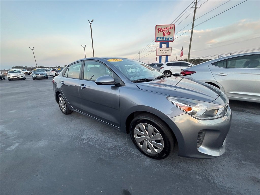 Used 2019 Kia Rio S image 8