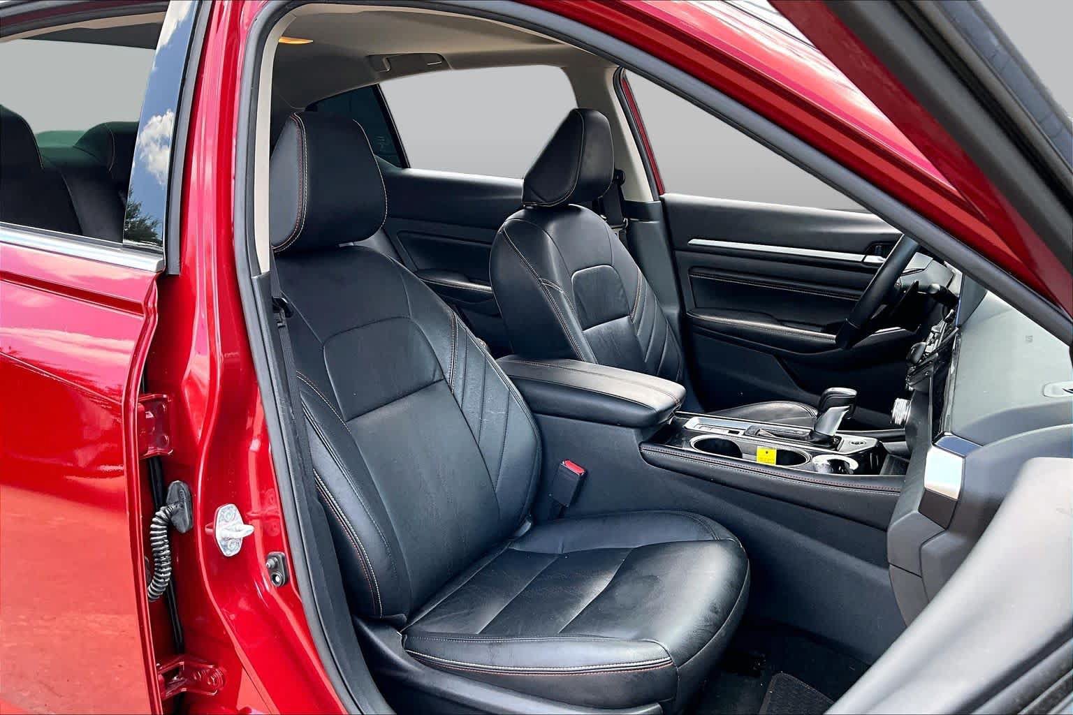 Certified 2023 Nissan Altima 2.0 SR FWD image 9